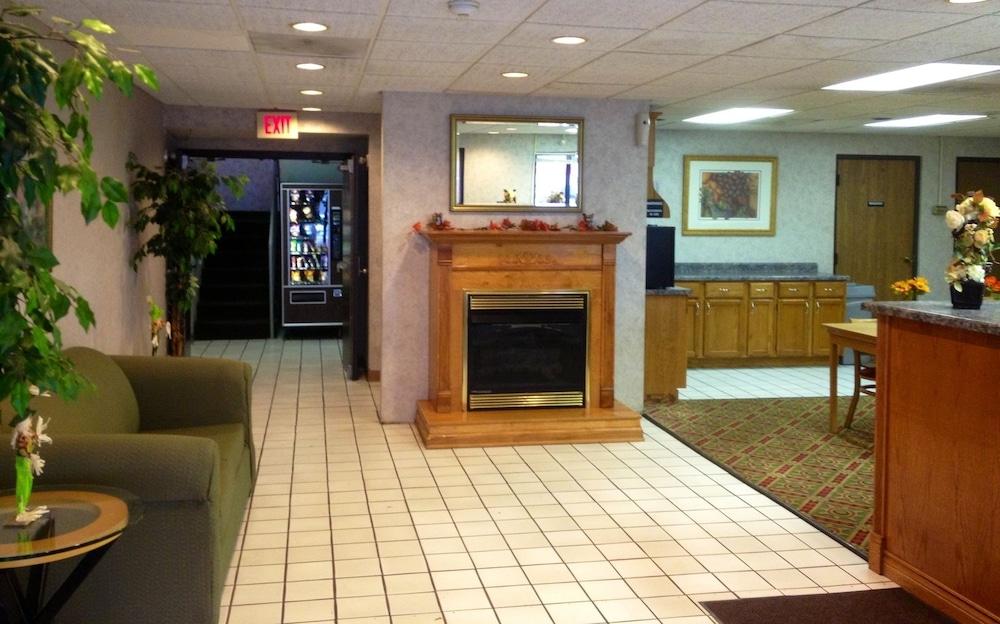 Super 8 By Wyndham Logansport Motel Dış mekan fotoğraf